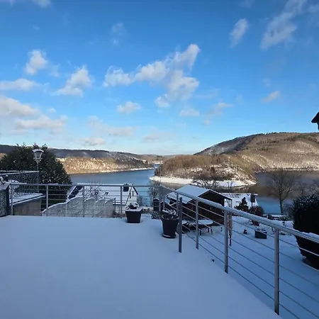 アパート Ruhe Am *